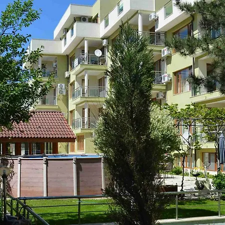 Sea Lagoon Coastal Apartments * 카바르나
